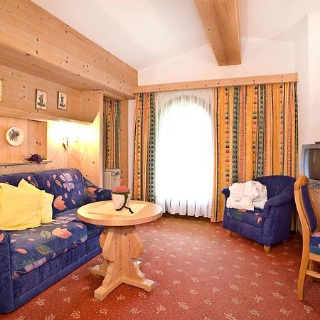 Alpenhotel Fernau นอยชติฟ อิม ชตูไปทัล ภายนอก รูปภาพ