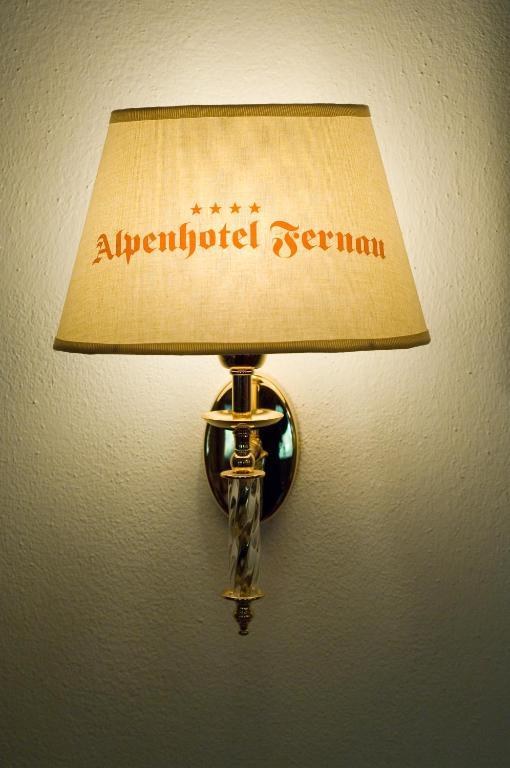 Alpenhotel Fernau นอยชติฟ อิม ชตูไปทัล ห้อง รูปภาพ